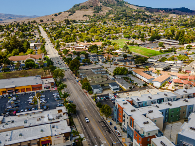 An aerial shot of Foothill Boulevard in San Luis Obispo