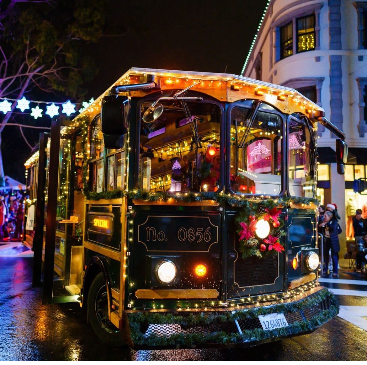 Get Ready! Holiday Trolley Service Begins Friday, November 29